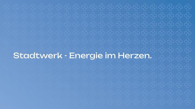 Heller Hintergrund mit einem Muster aus Blumen und dem Schriftzug „Stadtwerk - Energie im Herzen“ in Weiß.